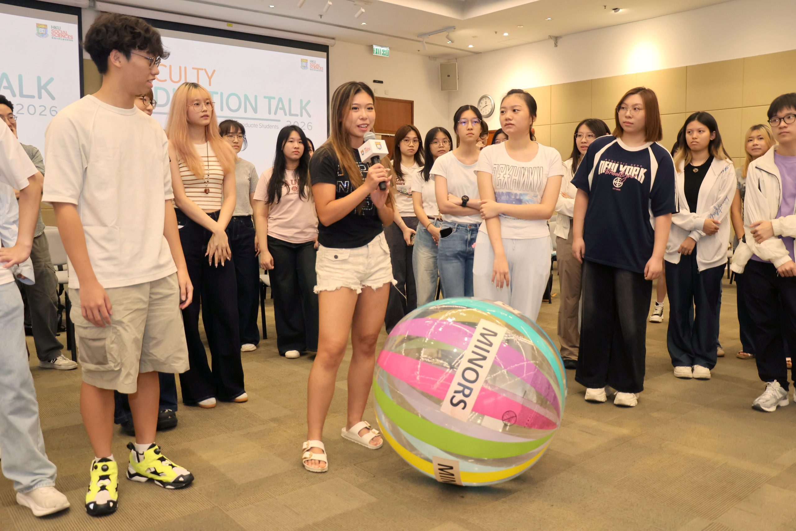 Ready, Set, Learn! New Undergraduate Students Attend Faculty Induction Talk